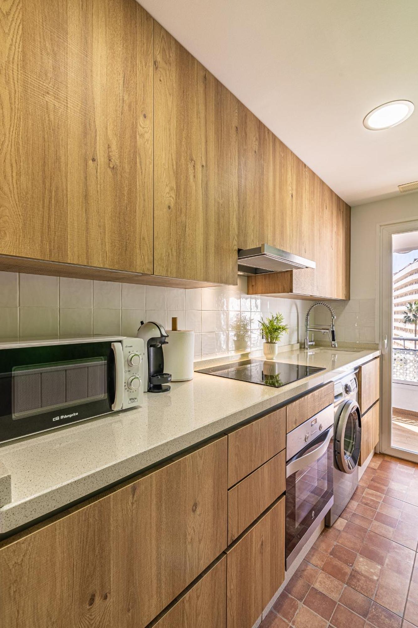 City Center Apartment In มาร์เบยา ภายนอก รูปภาพ
