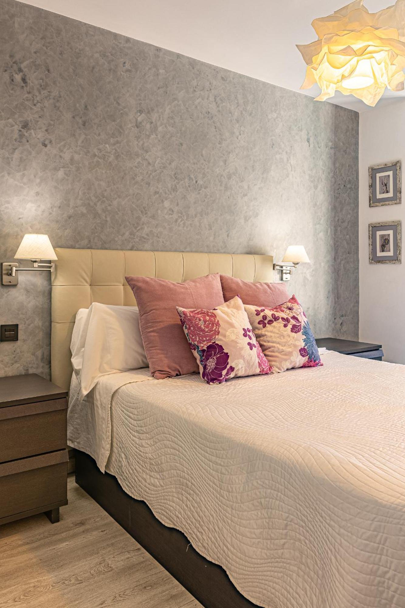 City Center Apartment In มาร์เบยา ภายนอก รูปภาพ