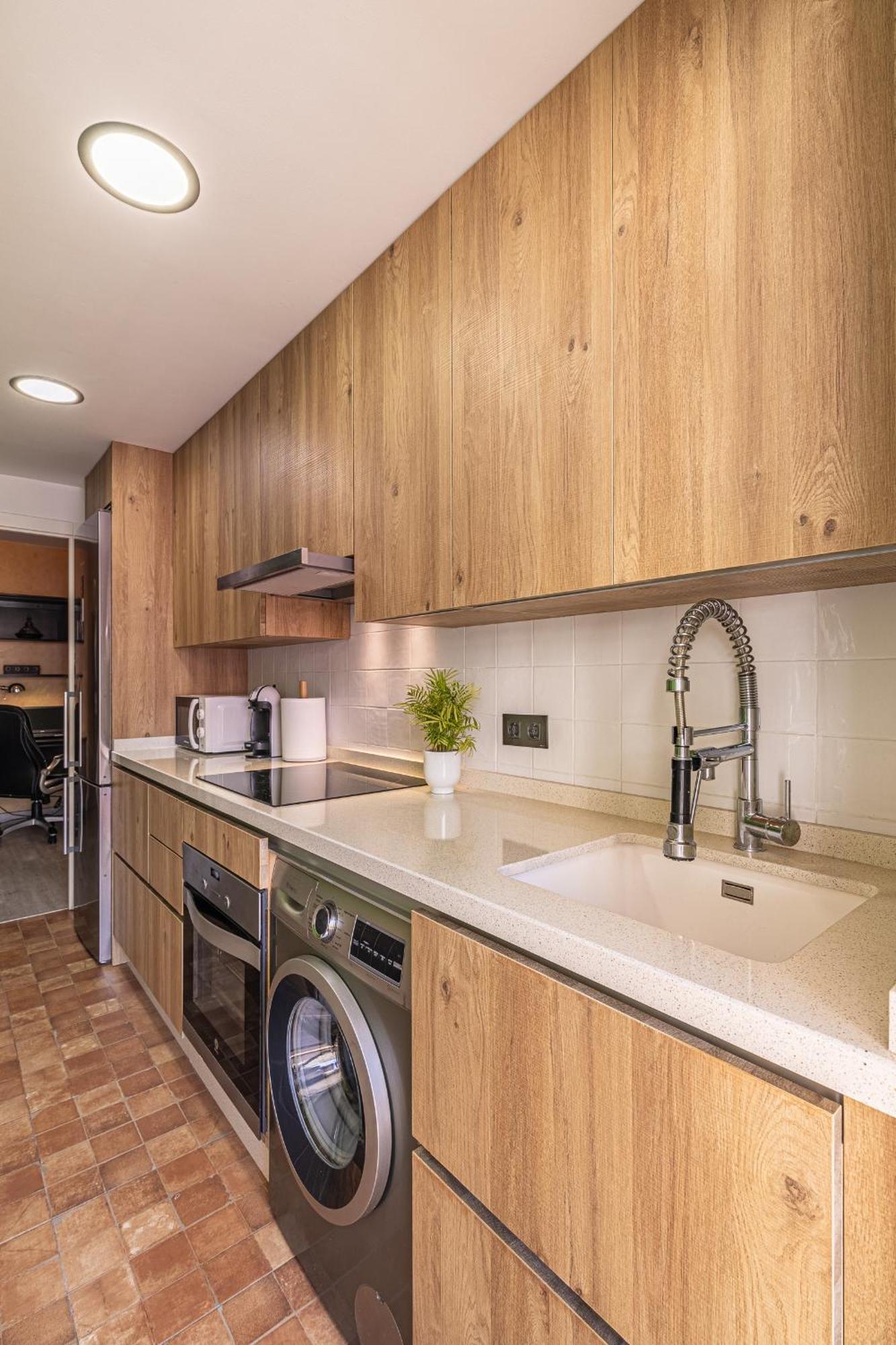 City Center Apartment In มาร์เบยา ภายนอก รูปภาพ